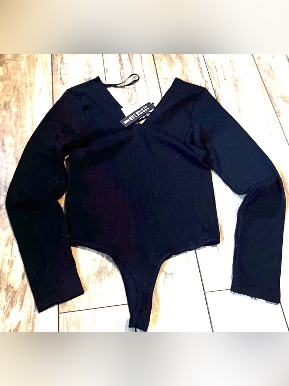 Design Lab Lord & Taylor Black Long Sleeve Ribbed V-Neck Thong Bodysuit